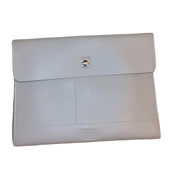 Jillian Harris Vegan Leather Clutch - Picture 2 of 4